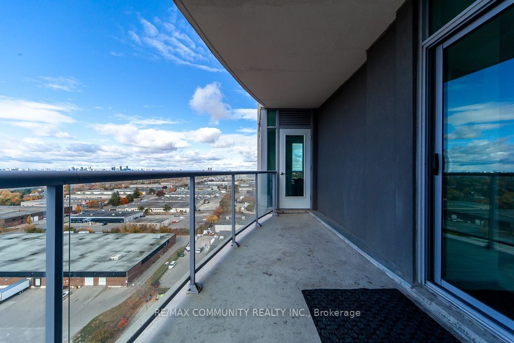 1328 Birchmount Rd, unit 1903 for sale