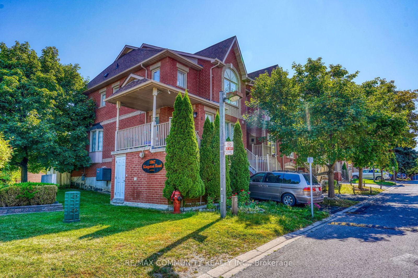 1867 Kingston Road Townhomes, Pickering, Toronto