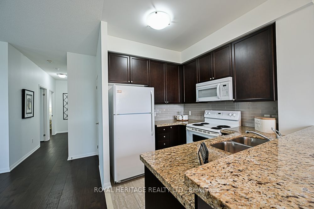 52 Harvey Johnston Way, unit 105 for rent