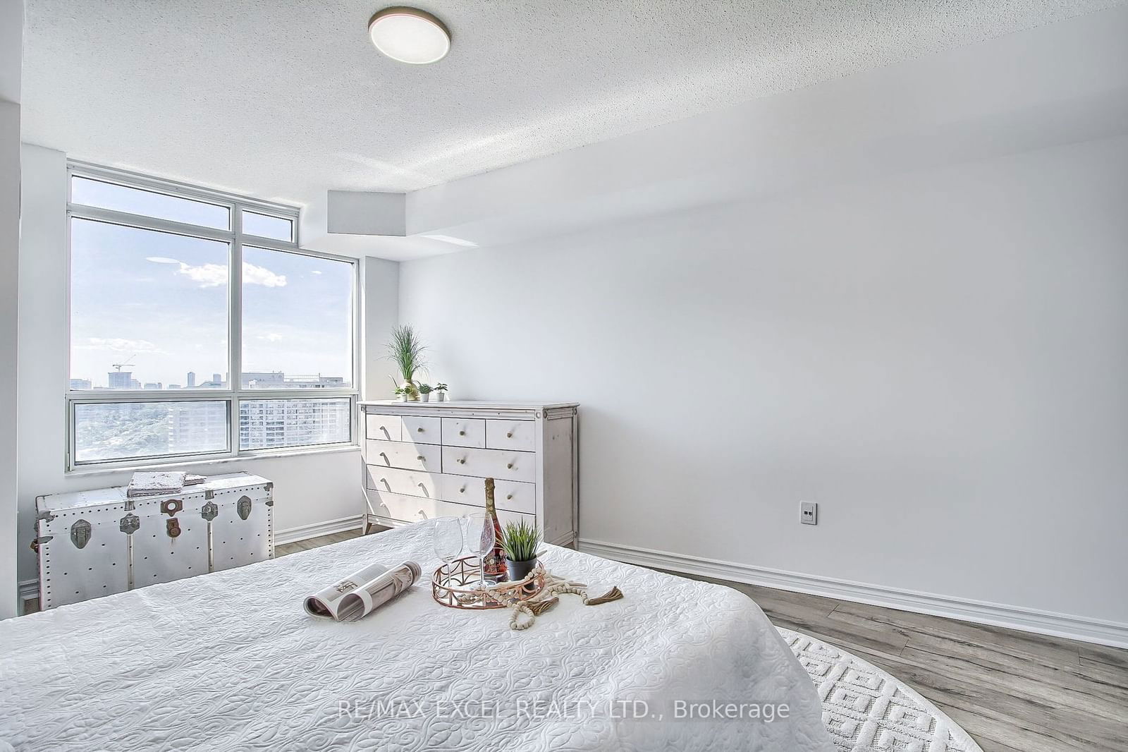 228 Bonis Ave, unit 1907 for sale