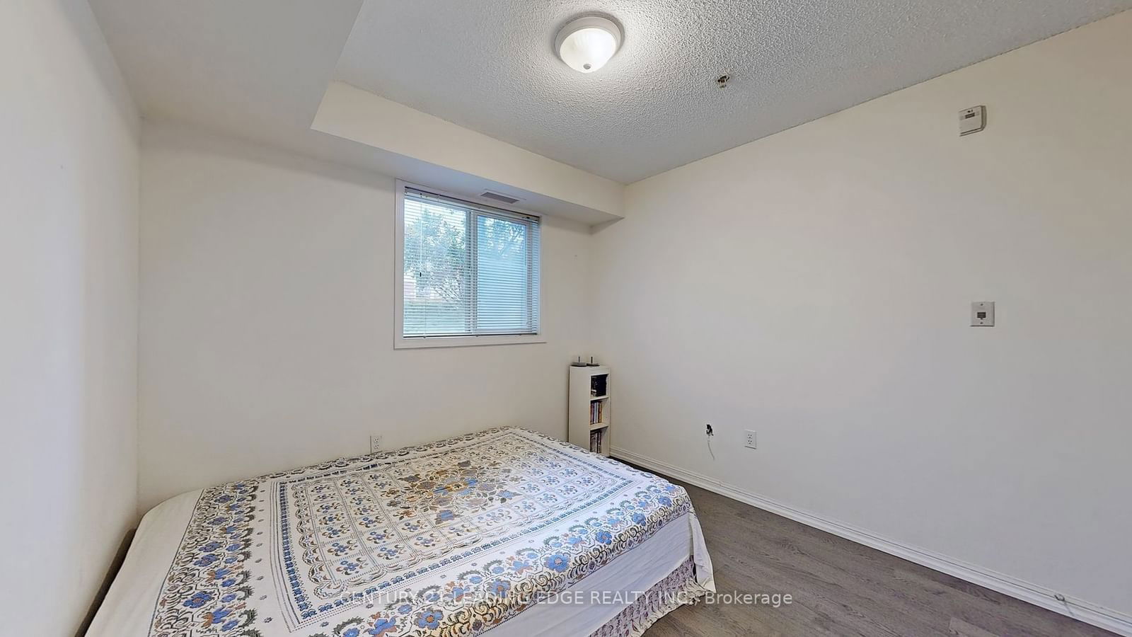 5235 Finch Ave E, unit 123 for rent