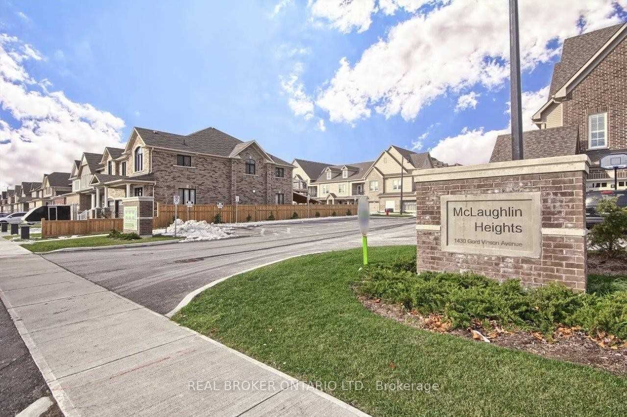 McLaughlin Heights Townhomes, Clarington, Toronto