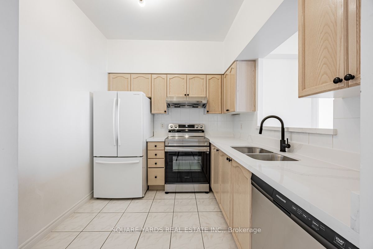 2627 McCowan Rd, unit LPH2 for rent