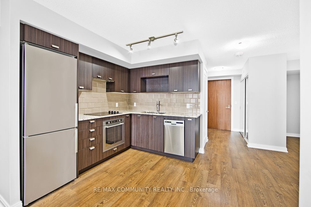 275 Village Green Sq, unit 1724 for sale