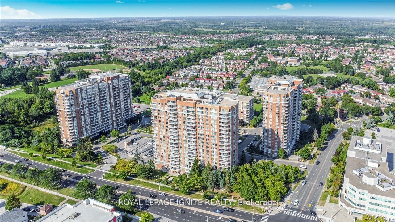 Mayfair on the Green I Condos, Scarborough, Toronto