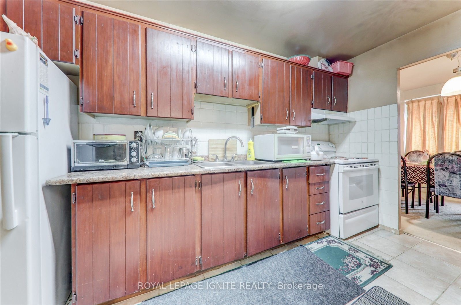 4060 Lawrence Ave E, unit 505 for sale