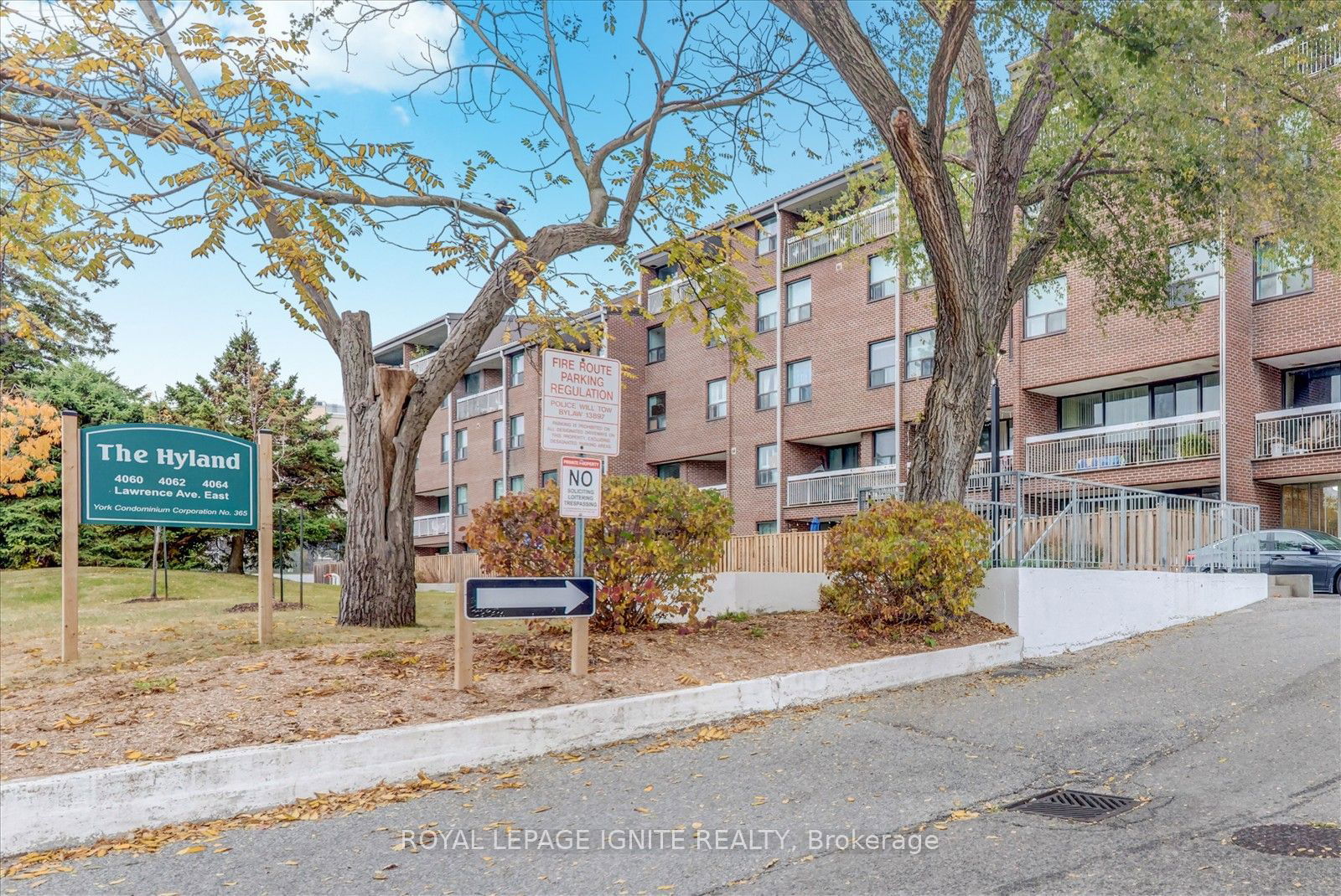 4060 Lawrence Ave E, unit 505 for sale