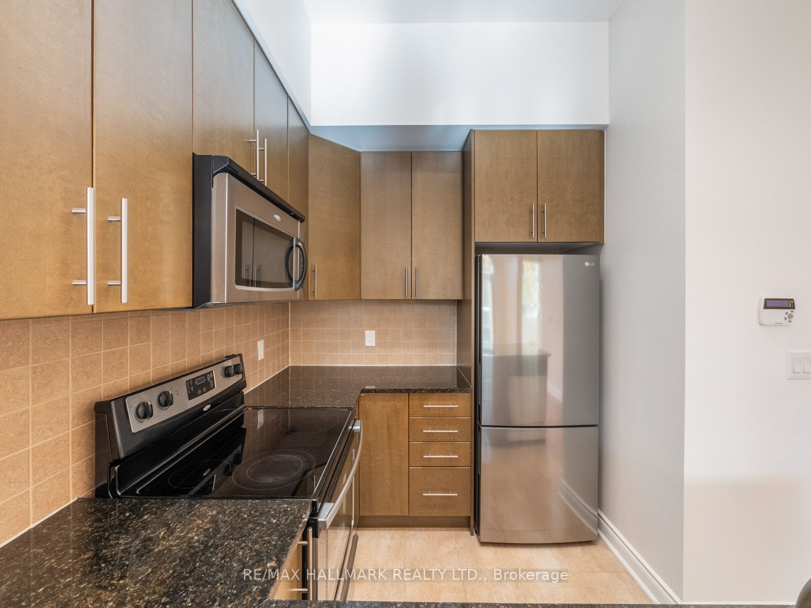 9235 Jane St, unit 107 for sale