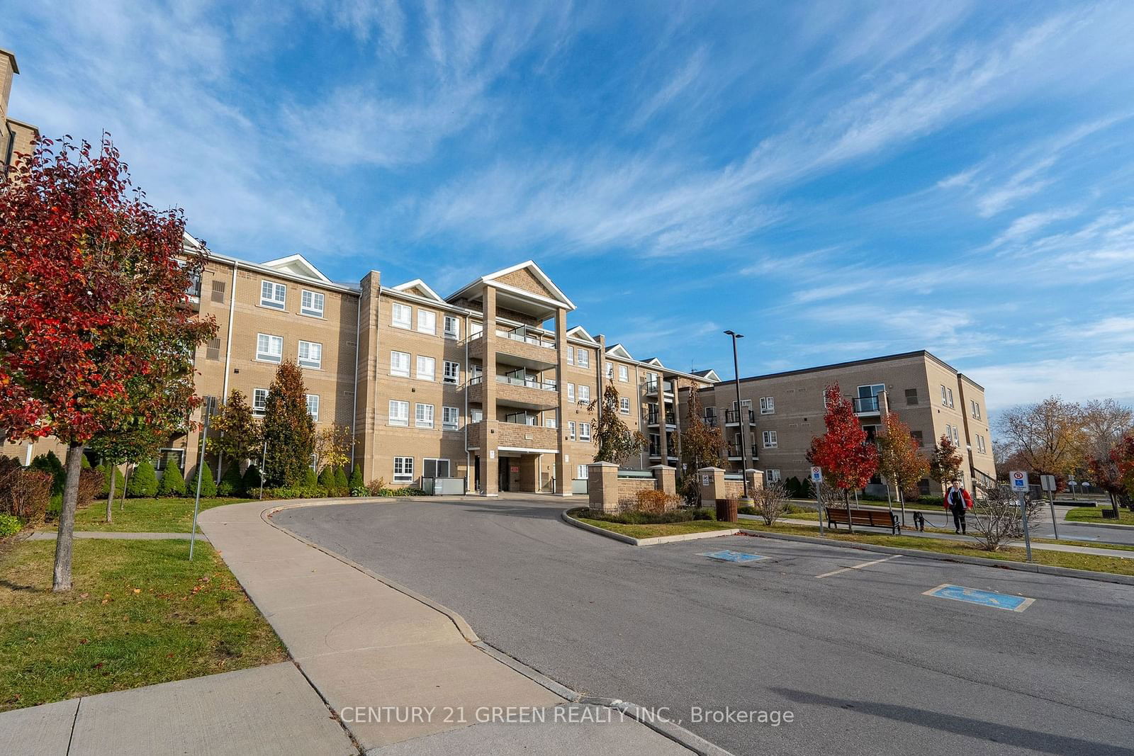 481 Rupert Ave, unit 109 for sale