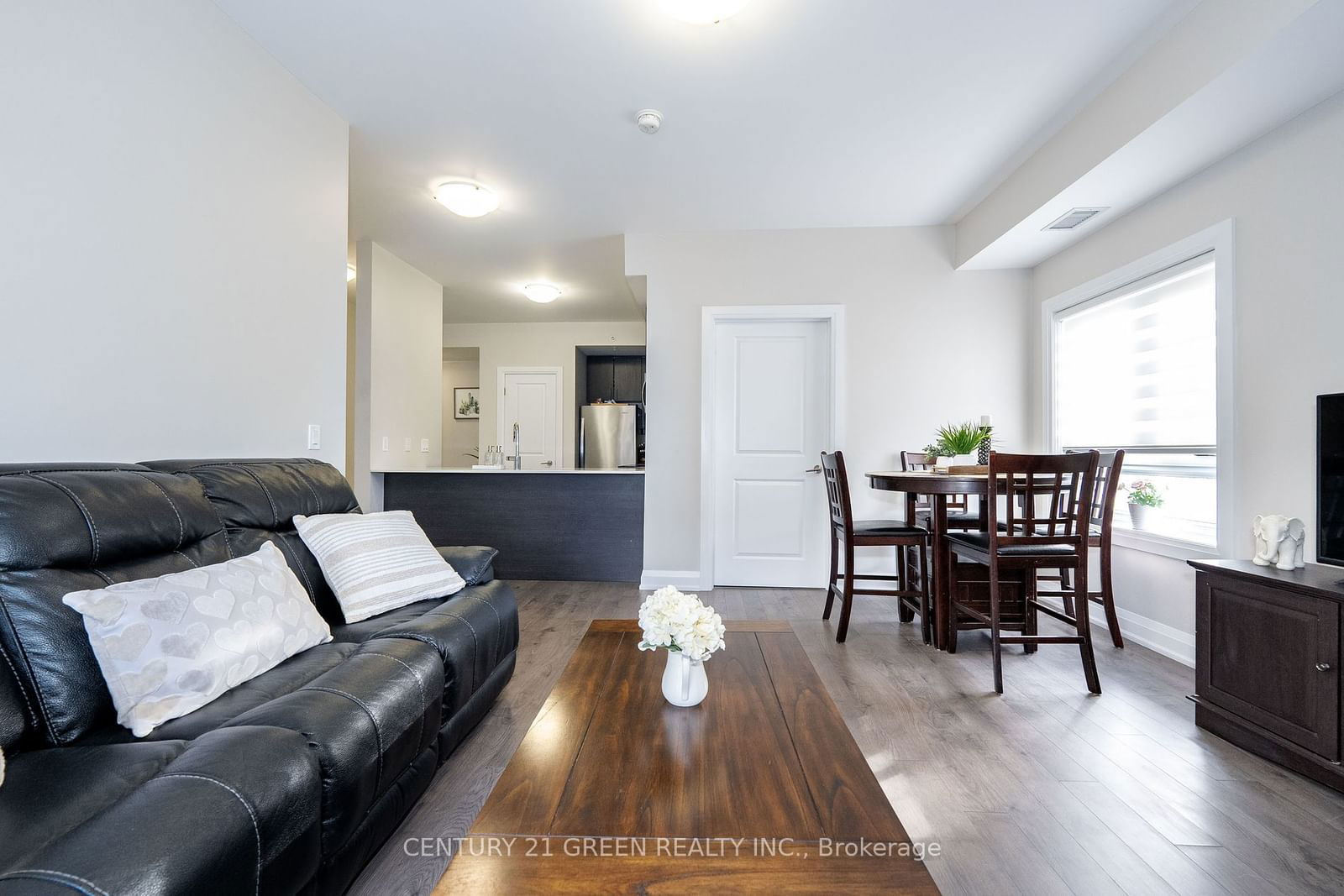 481 Rupert Ave, unit 109 for sale