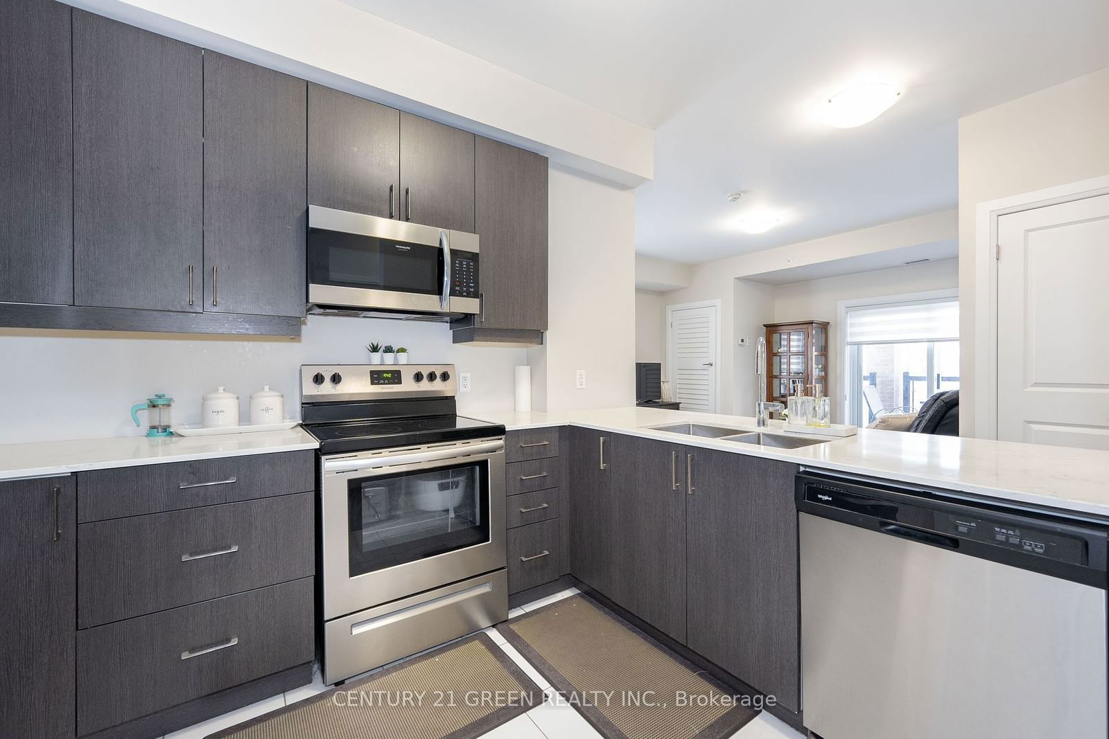 481 Rupert Ave, unit 109 for sale