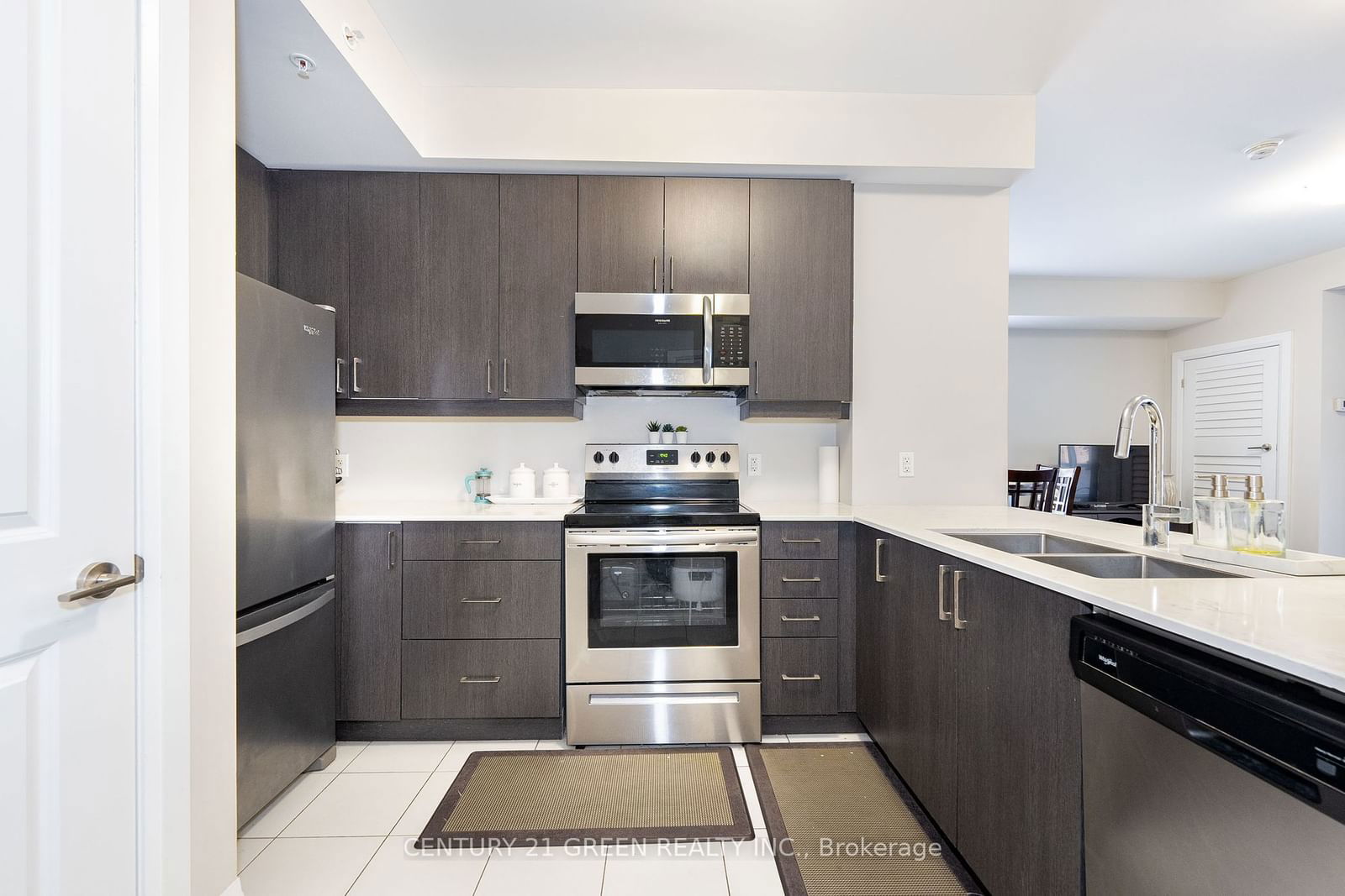 481 Rupert Ave, unit 109 for sale