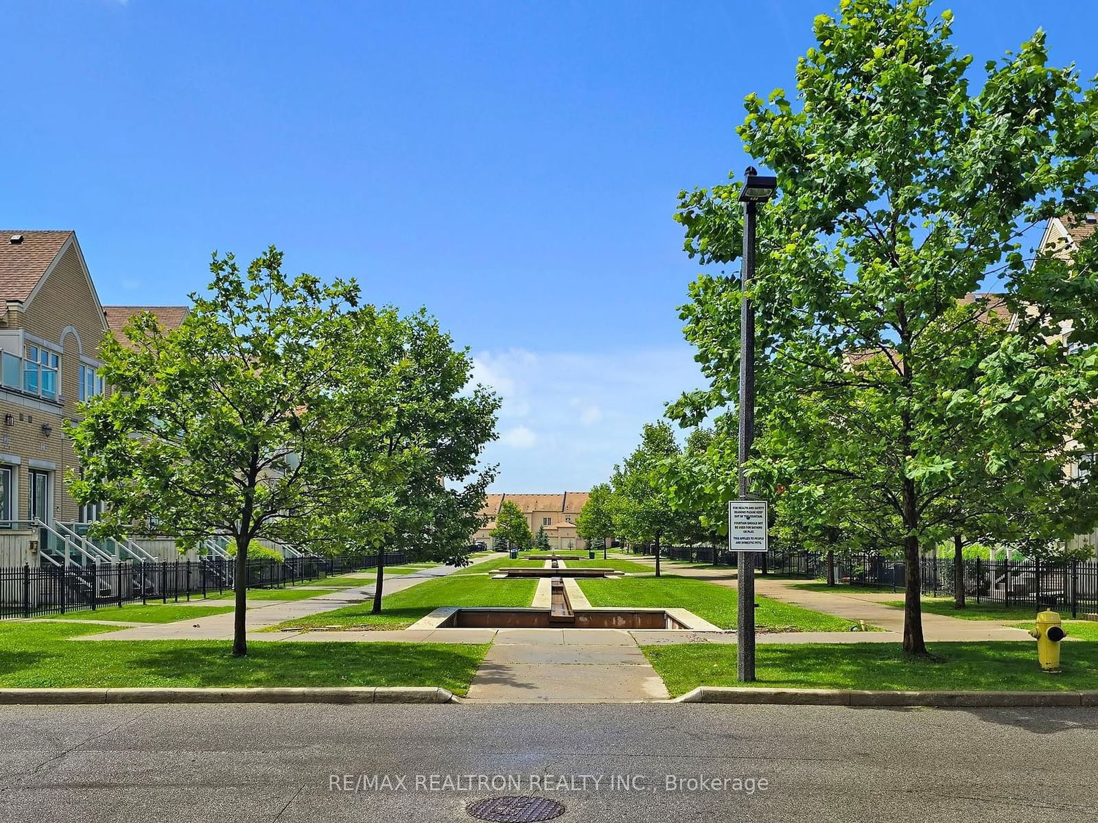 Garden Court Condos, Markham, Toronto