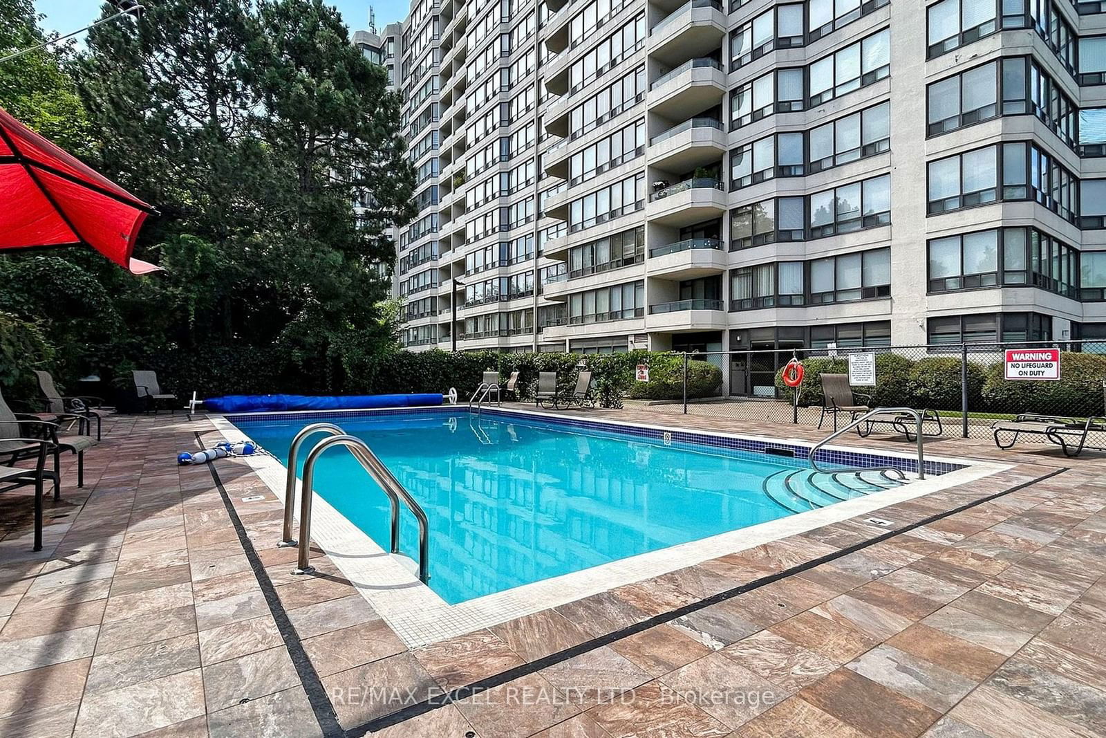 8501 Bayview Ave, unit 808 for sale