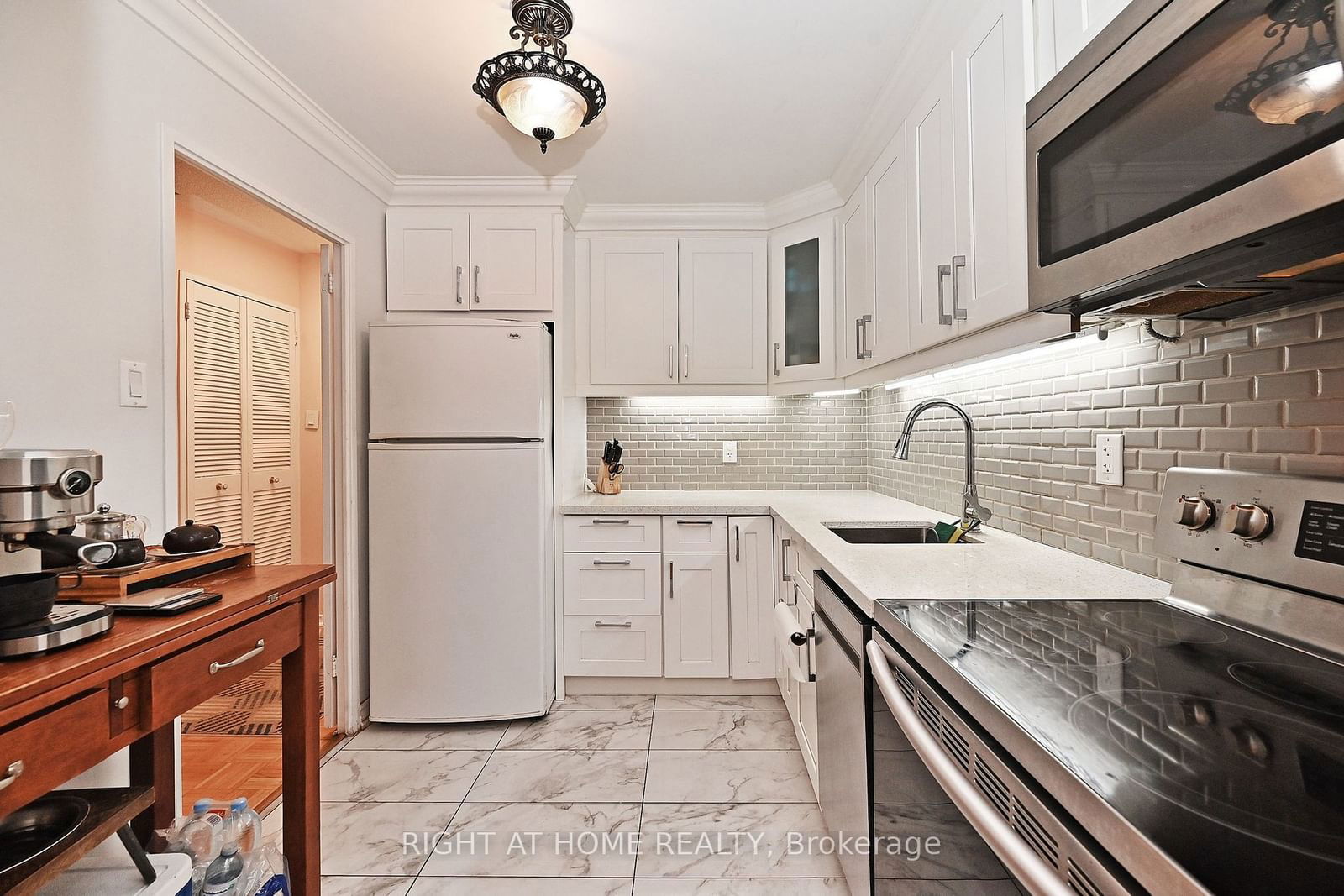 16 Elgin St, unit 145 for sale