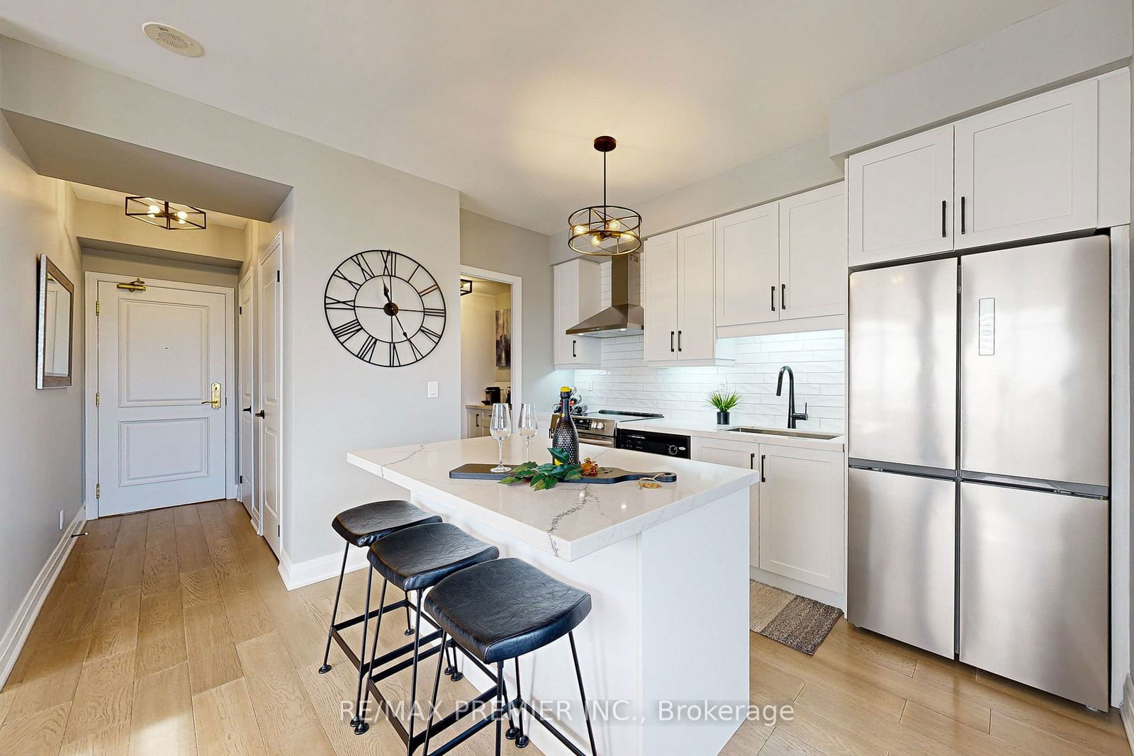 9225 Jane St, unit STE412 for sale