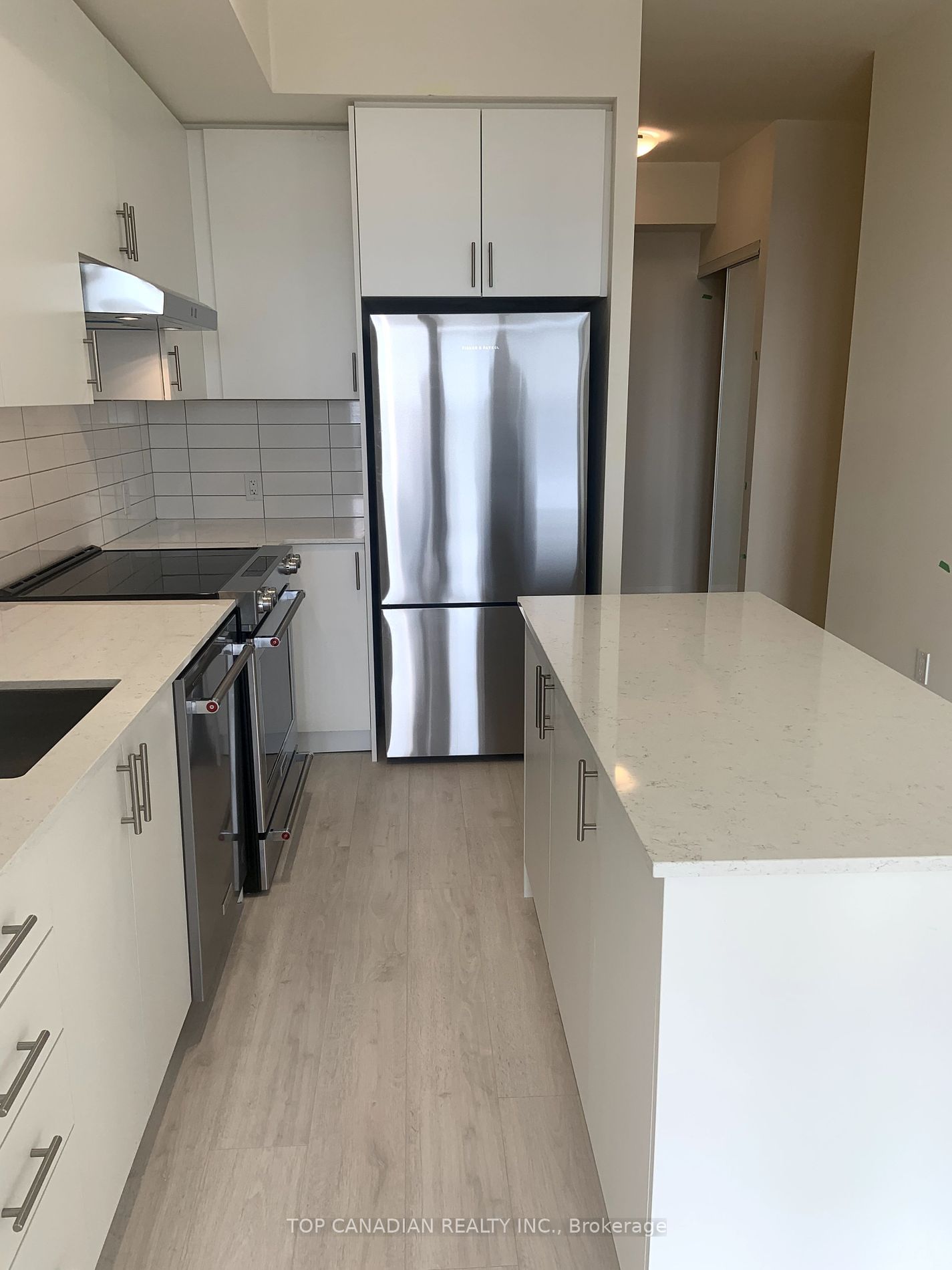 9000 Jane St, unit 1601 for rent