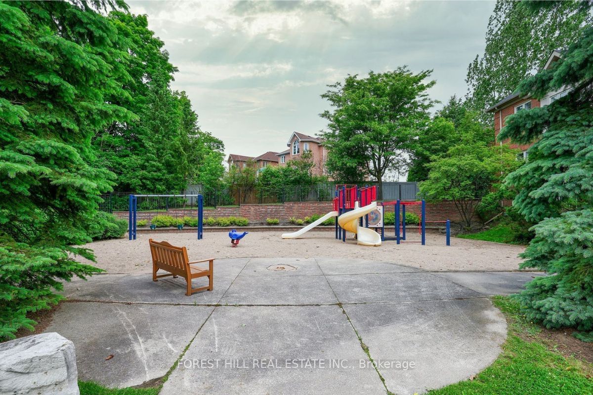 Acorn Townhomes, Richmond Hill, Toronto