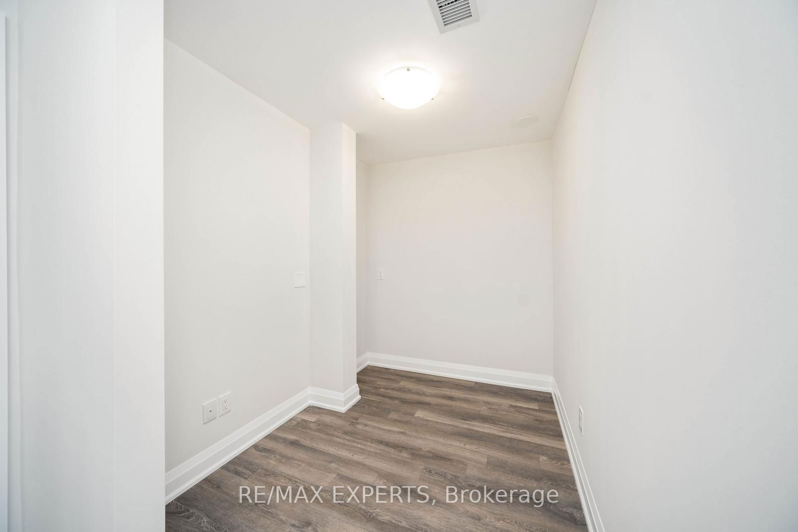 481 Rupert Ave, unit 2117 for rent