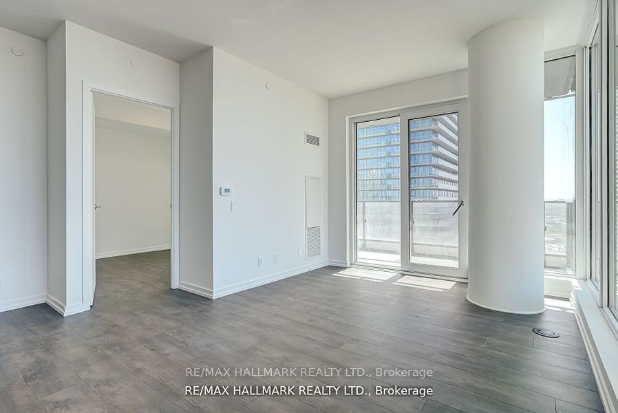 7890 Jane St, unit 2606 for sale