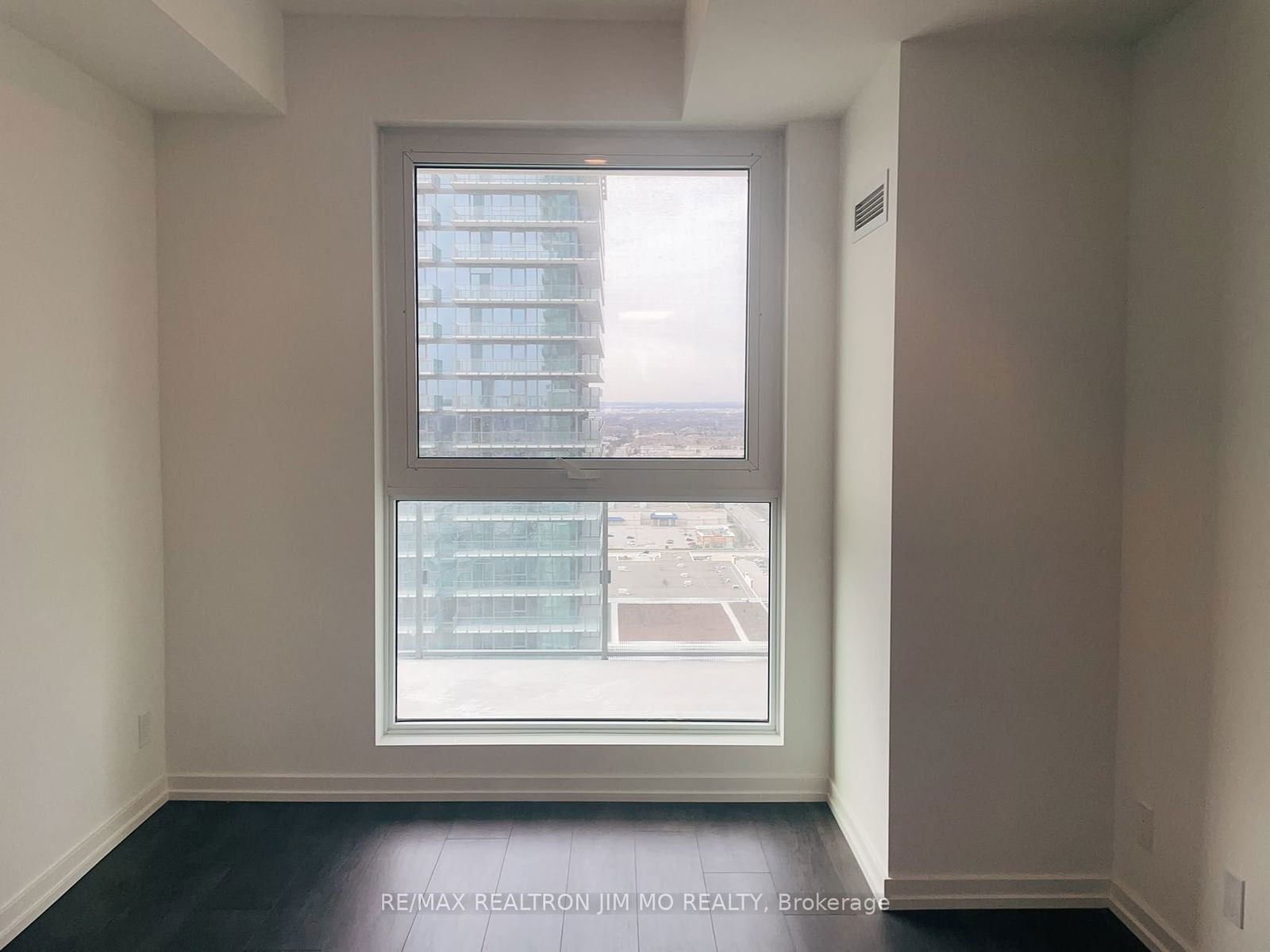 7890 Jane St, unit 3103 for rent