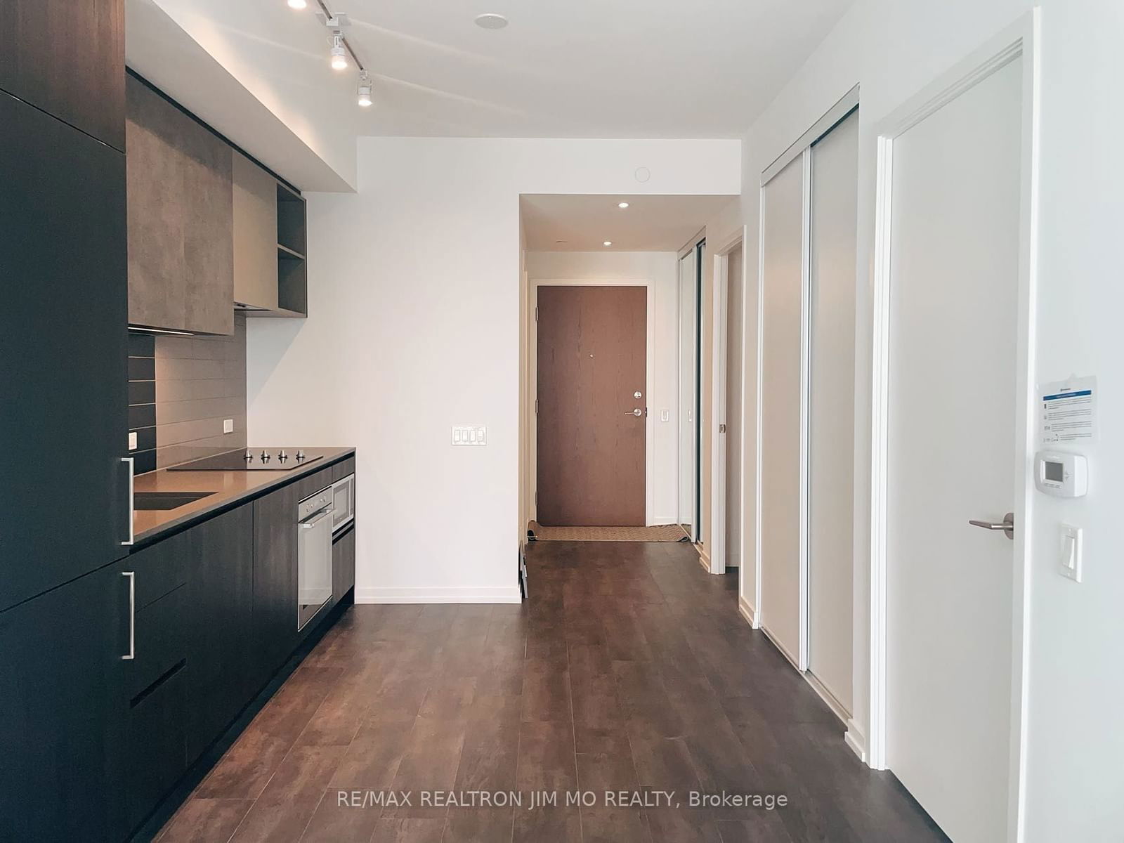 7890 Jane St, unit 3103 for rent