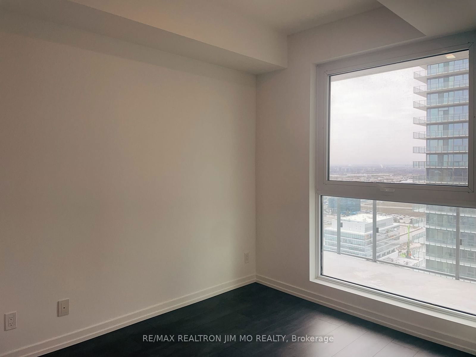 7890 Jane St, unit 3103 for rent