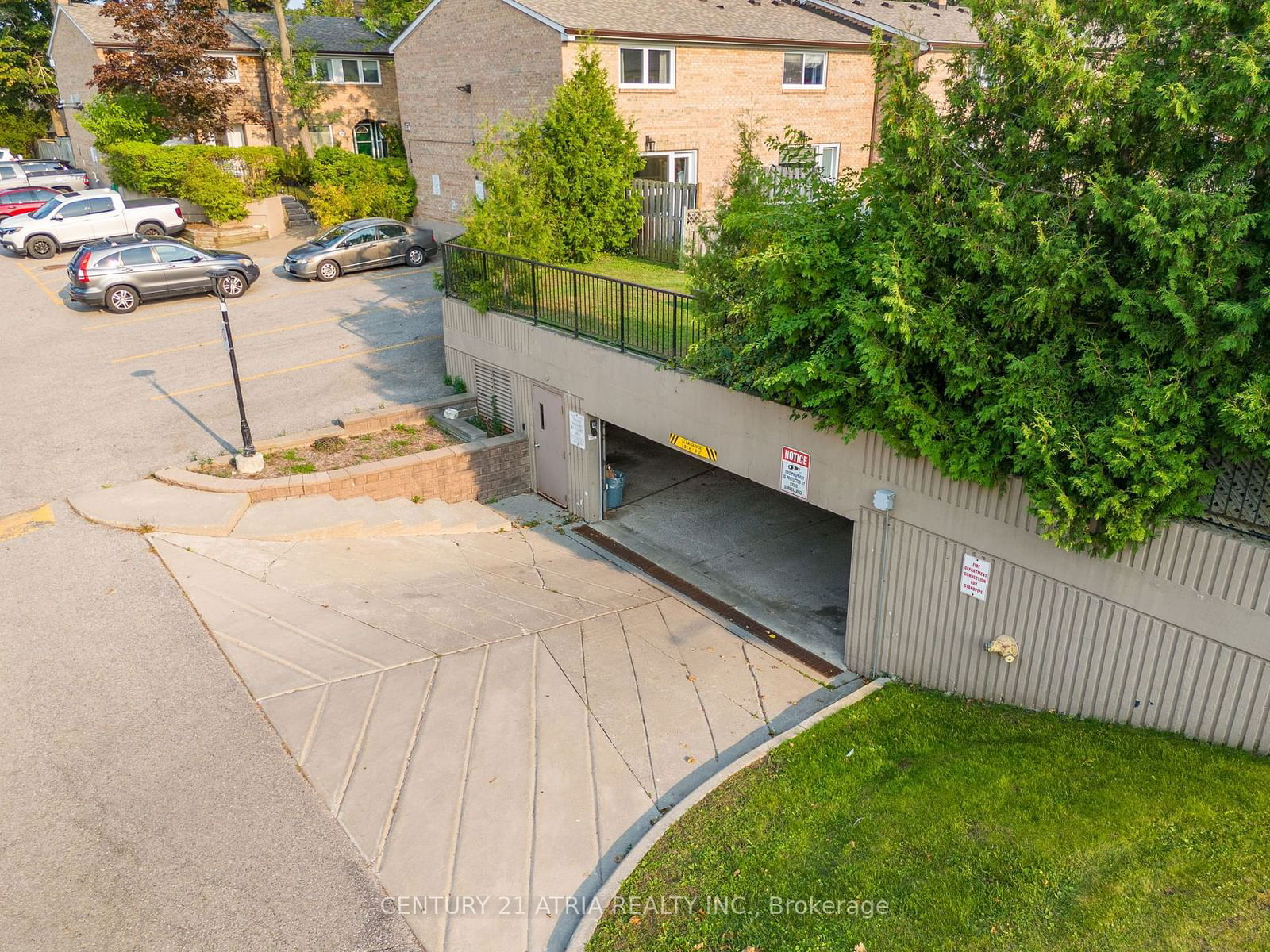 1 Wooten Way South Townhomes, Markham, Toronto