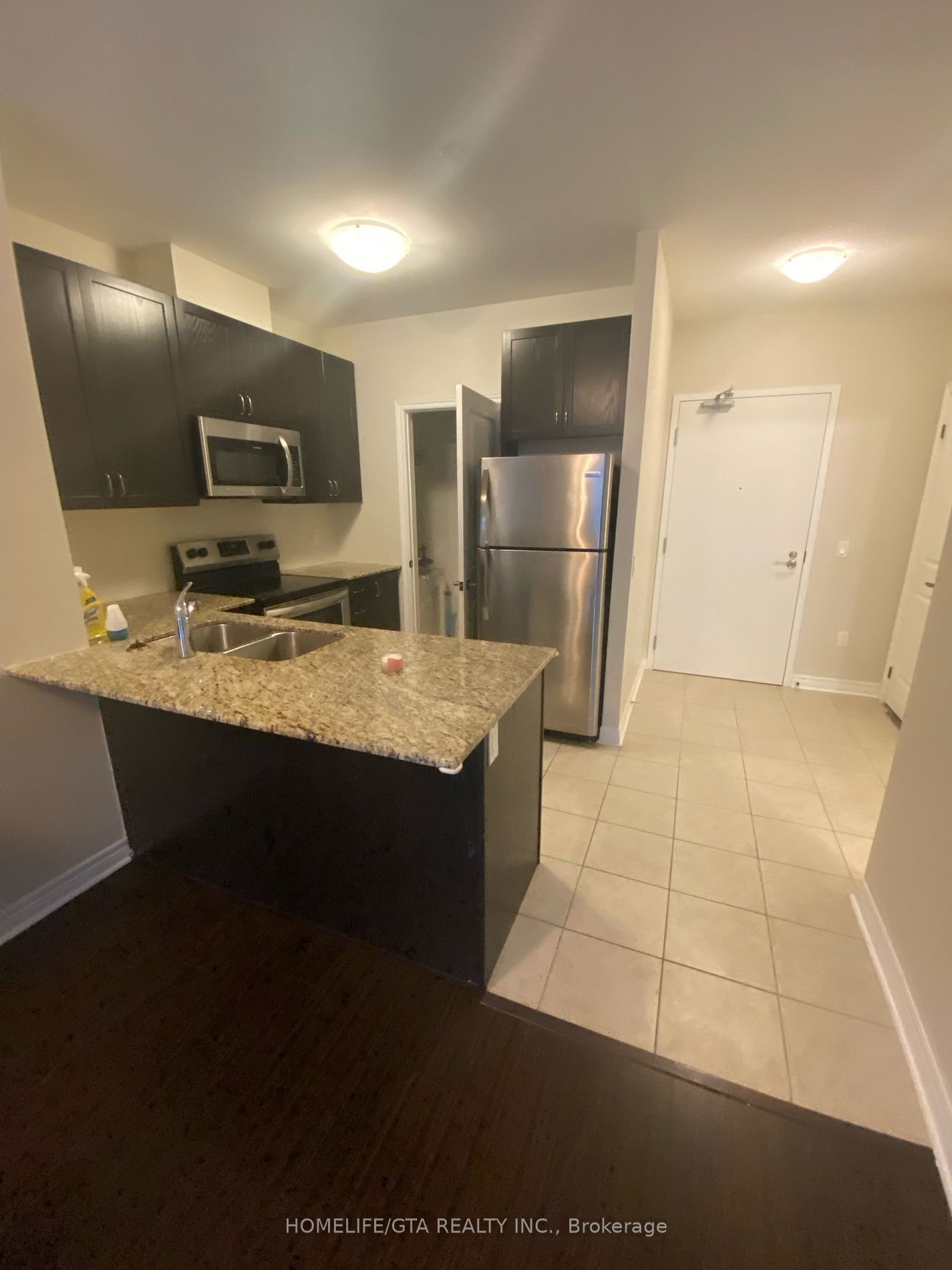 7325 Markham Rd, unit 227 for rent