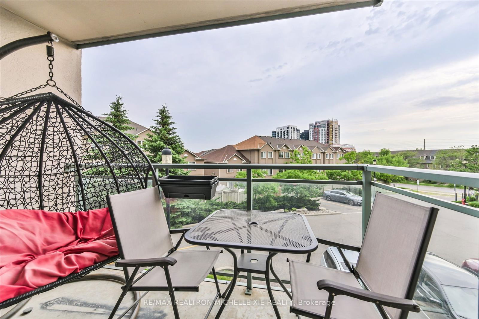 The Gates of Bayview Glen II Condos, Richmond Hill, Toronto