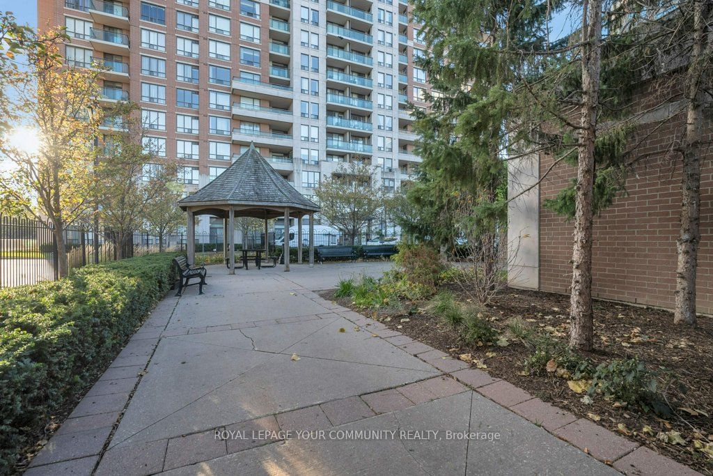 310 Red Maple Rd, unit Ph07 for rent