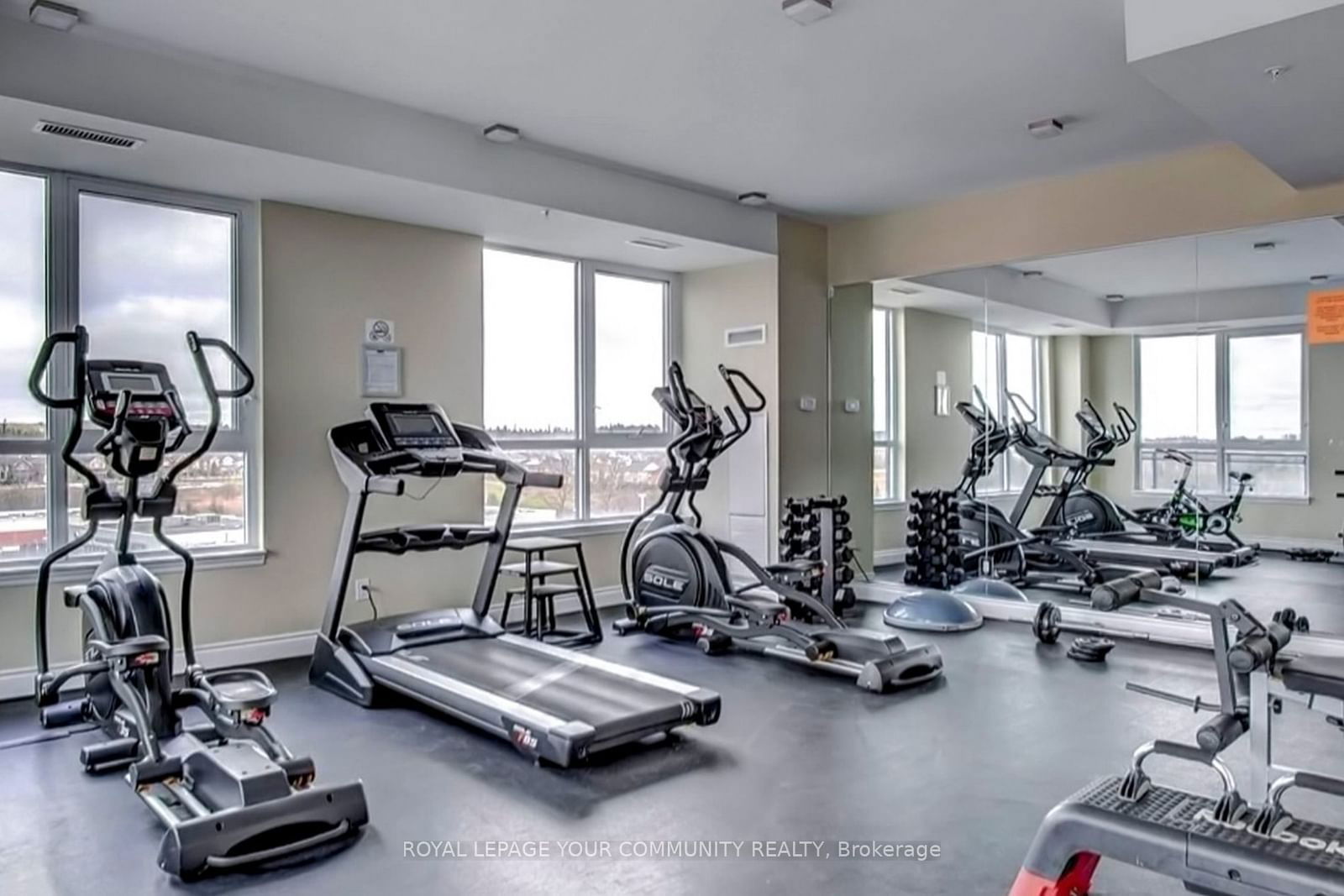 11611 Yonge St, unit PH 01 for sale