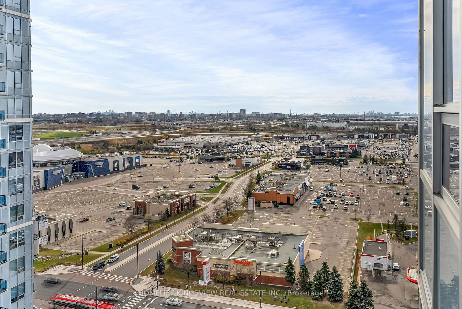 Centro Square Condominiums, Vaughan, Toronto