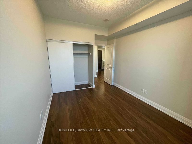 7161 yonge St, unit 1022 for rent