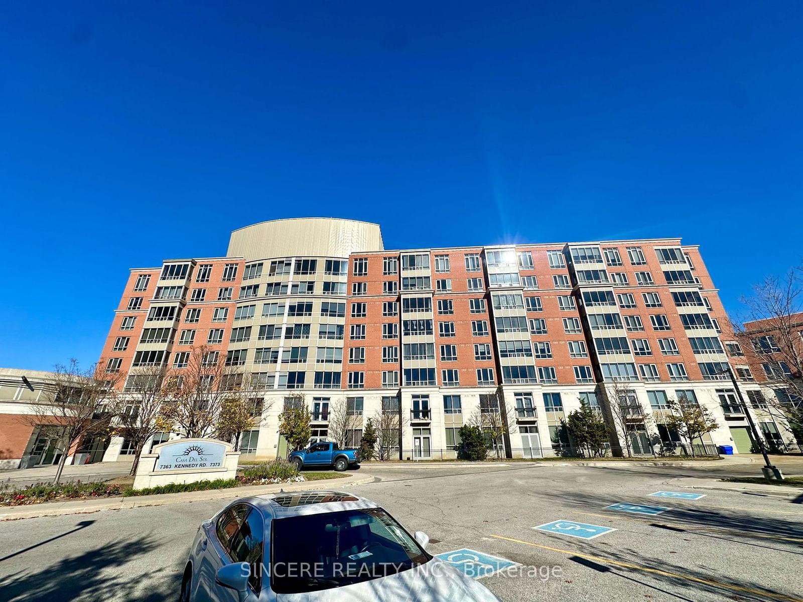 7373 Kennedy Rd, unit PH02 for rent