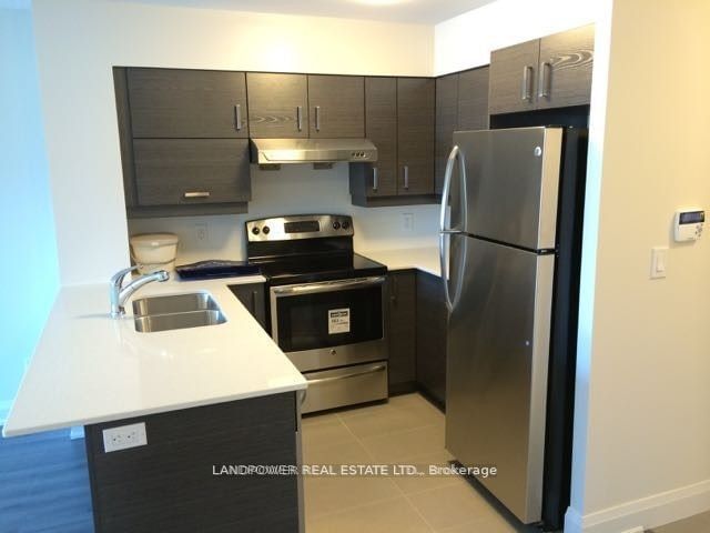 8200 Birchmount Rd, unit 805 for rent