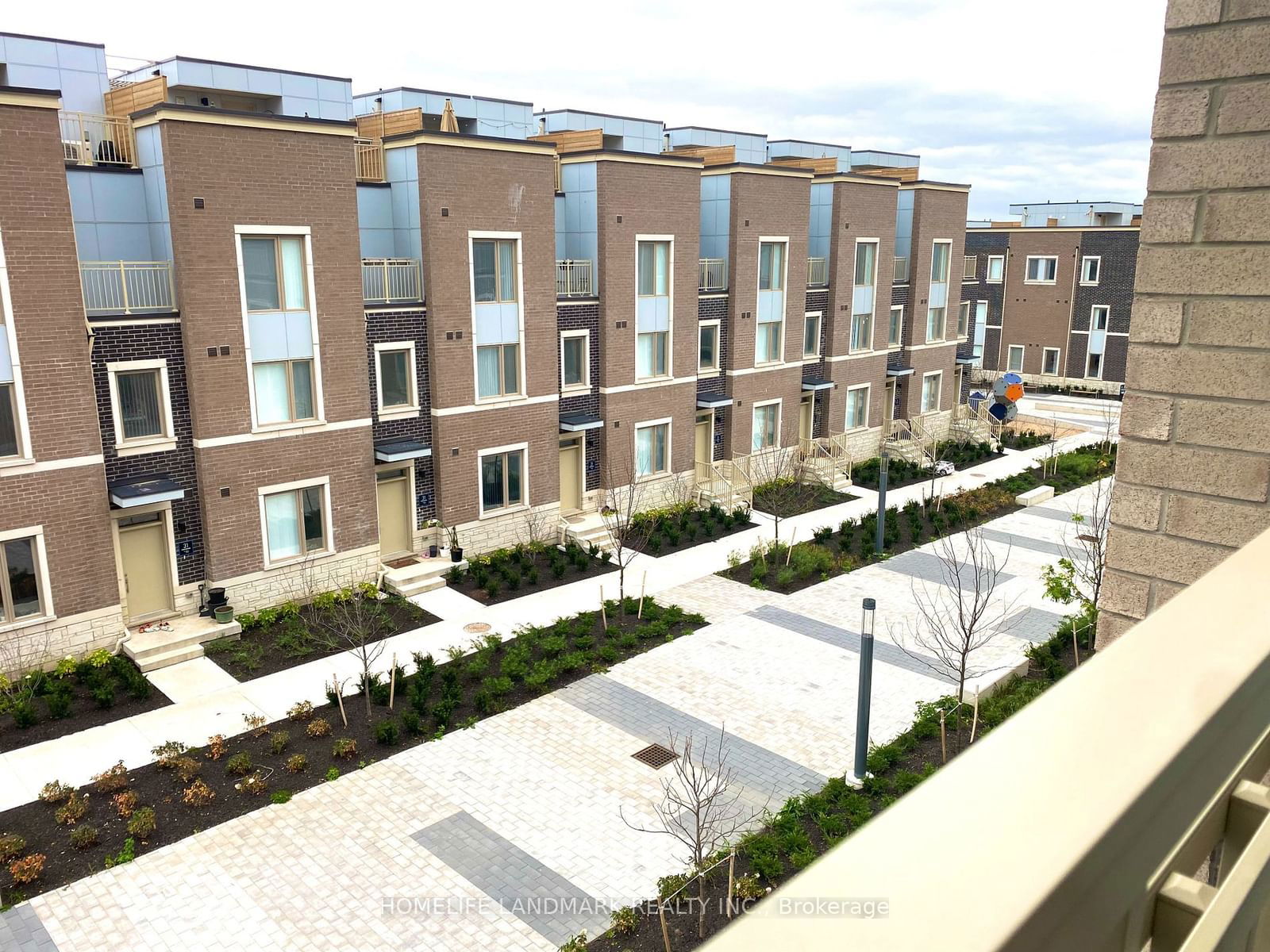 30 Almond Blossom Mews S, unit TH118 for rent