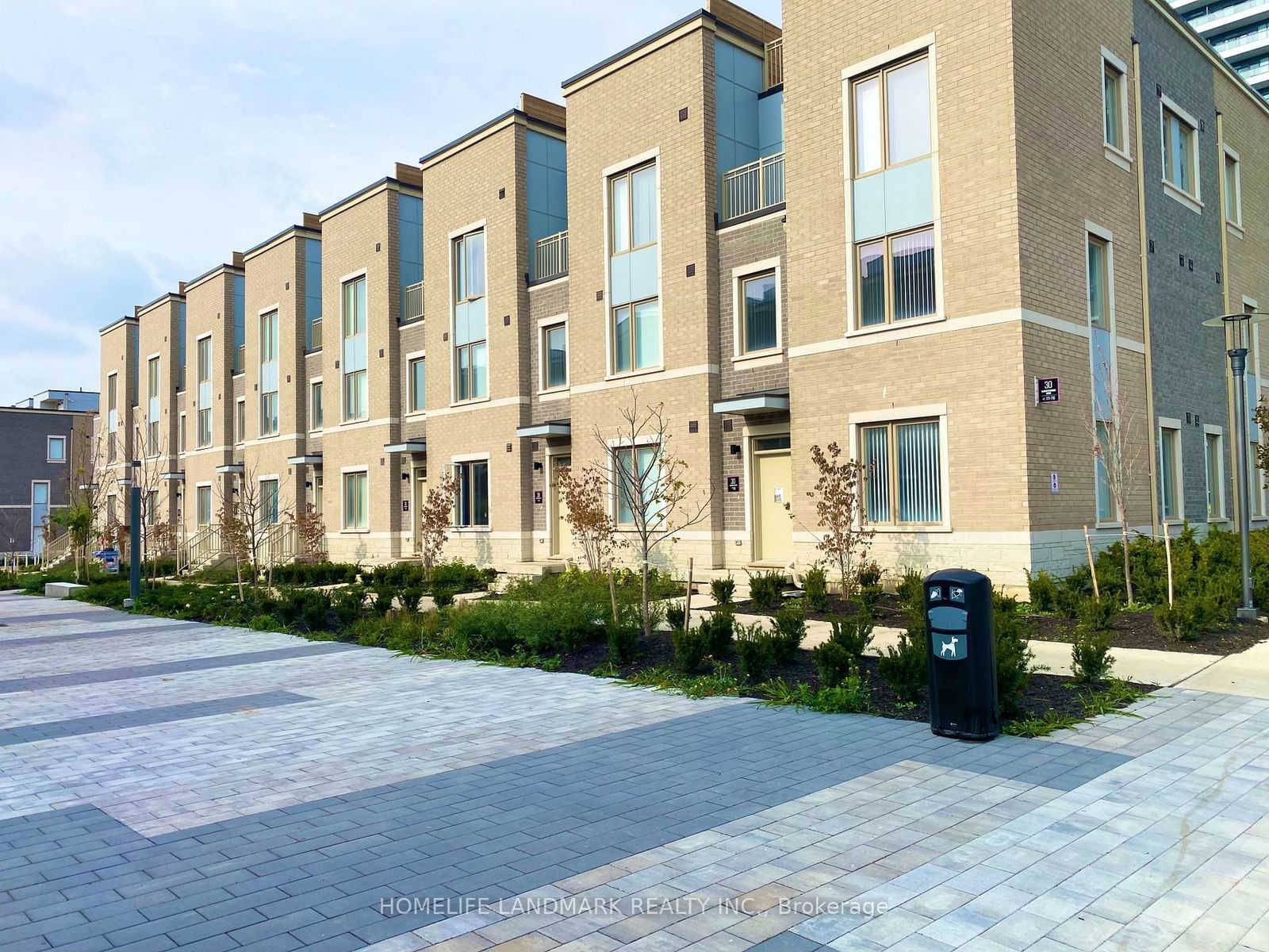 30 Almond Blossom Mews S, unit TH118 for rent