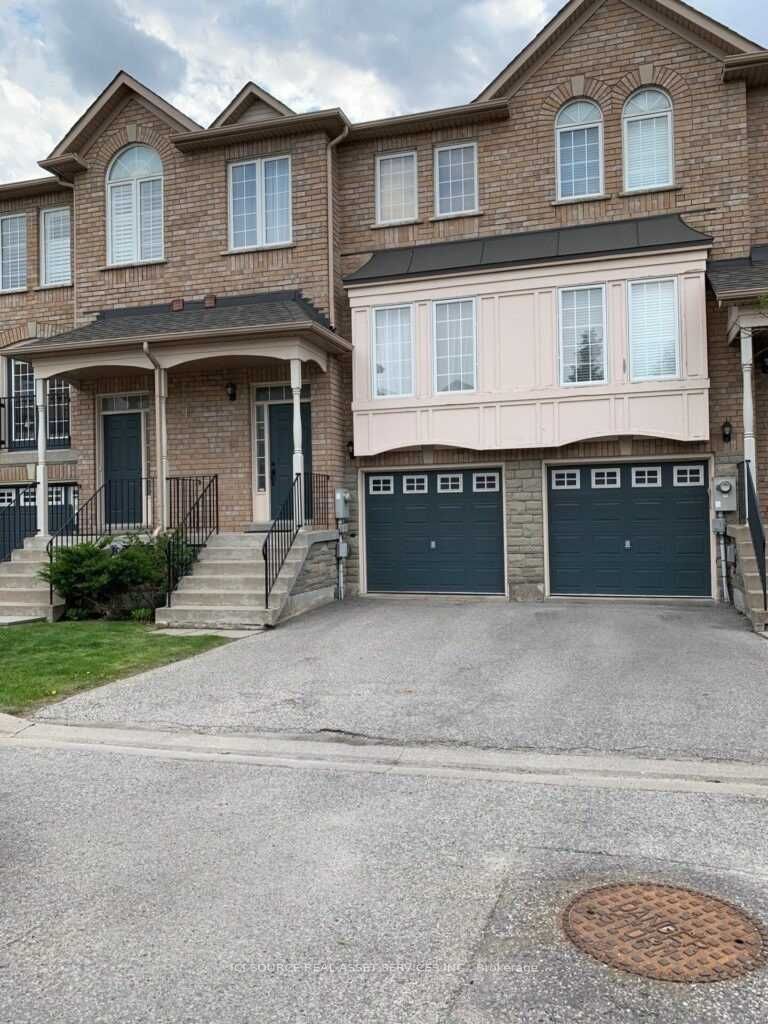 19 Foxchase Avenue Townhomes, Vaughan, Toronto