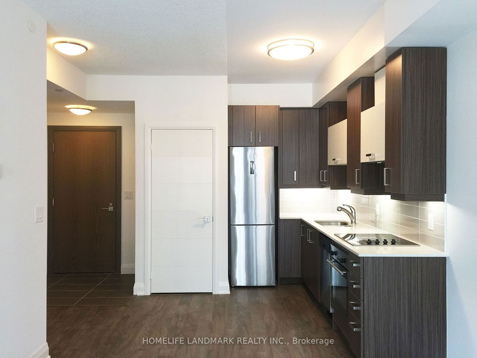 18 Uptown Dr, unit 303 for rent