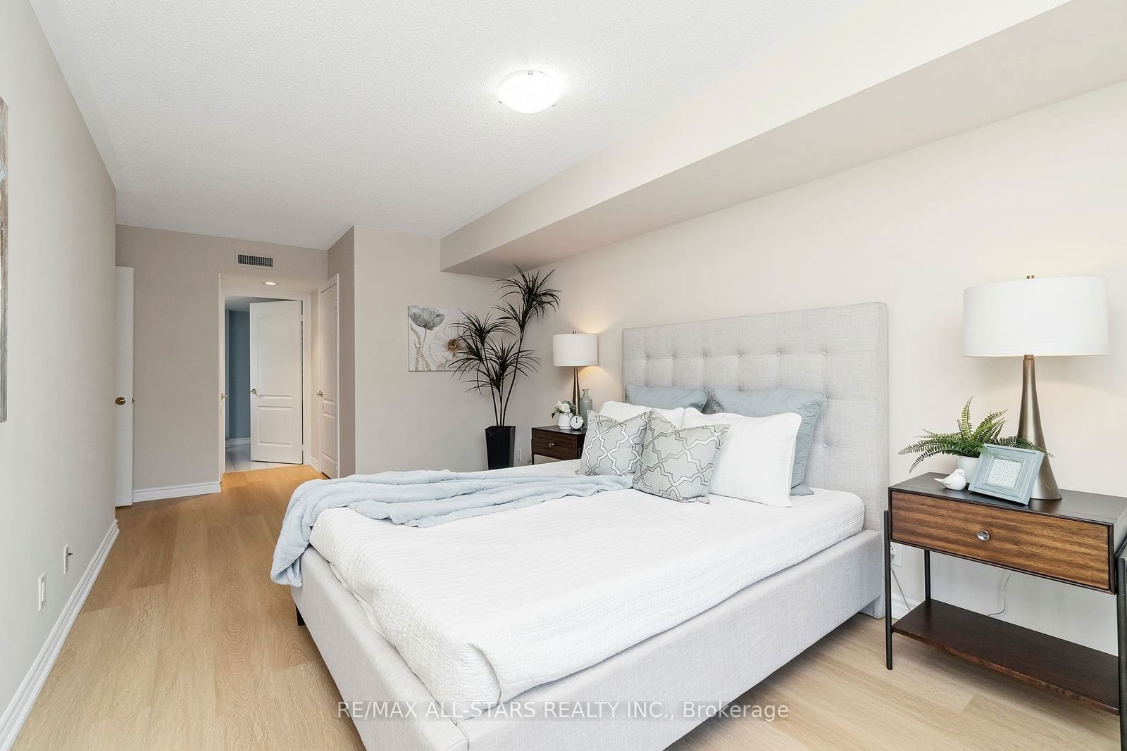 85 The Boardwalk Way, unit 214 for sale