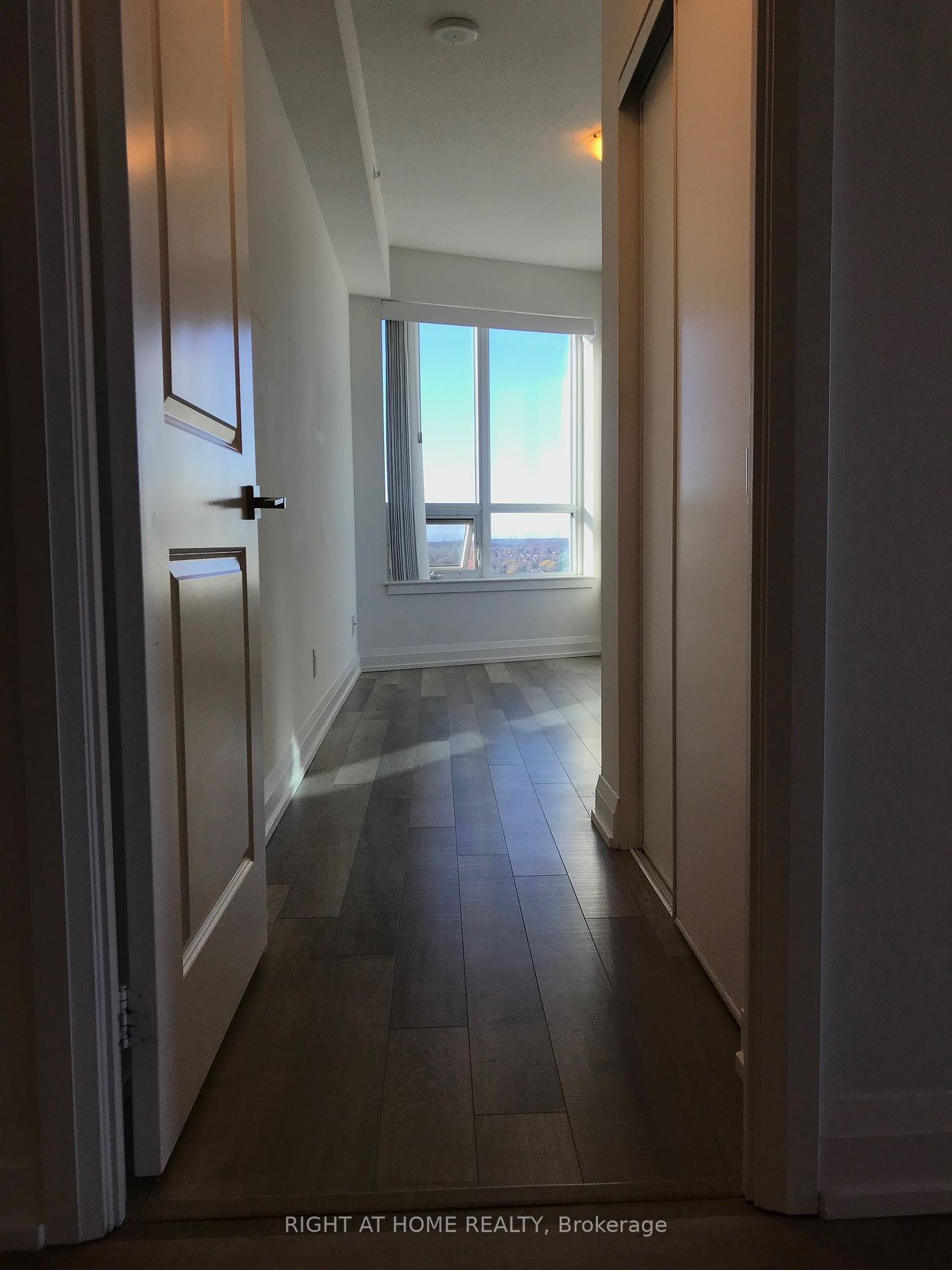 7171 Yonge St, unit 807 for rent