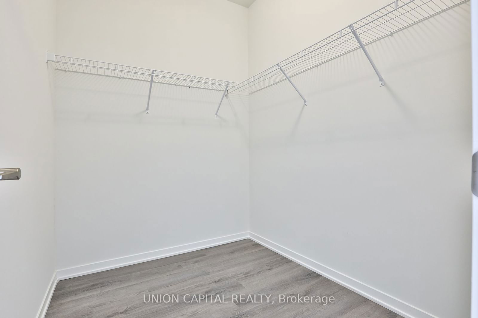 10 Almond Blossom Mews, unit 102 for rent