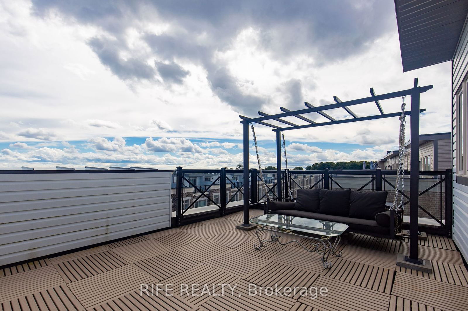 50 Dunsheath Way, unit 604 for rent