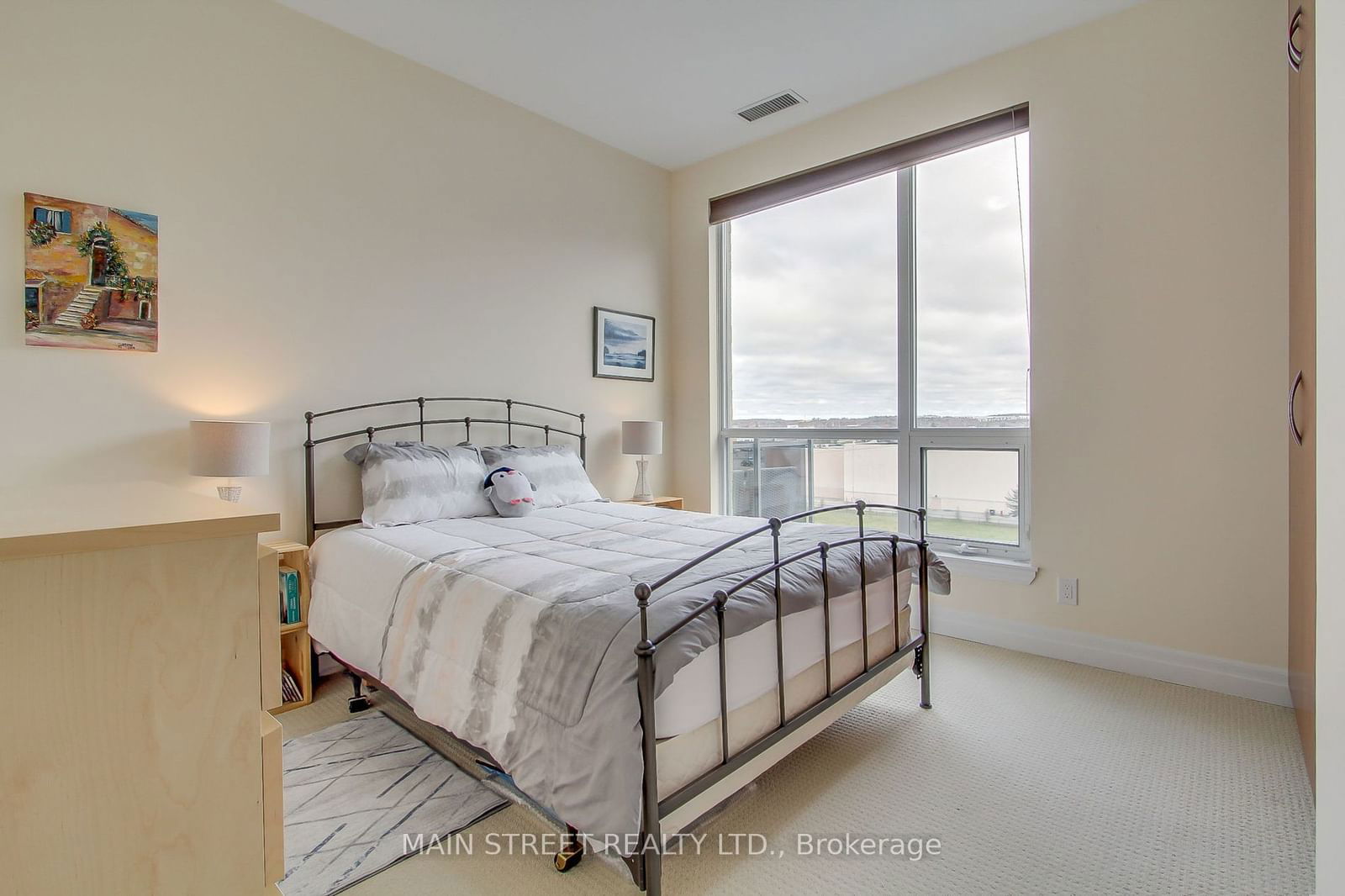 111 Civic Square Gate E, unit 618 for sale