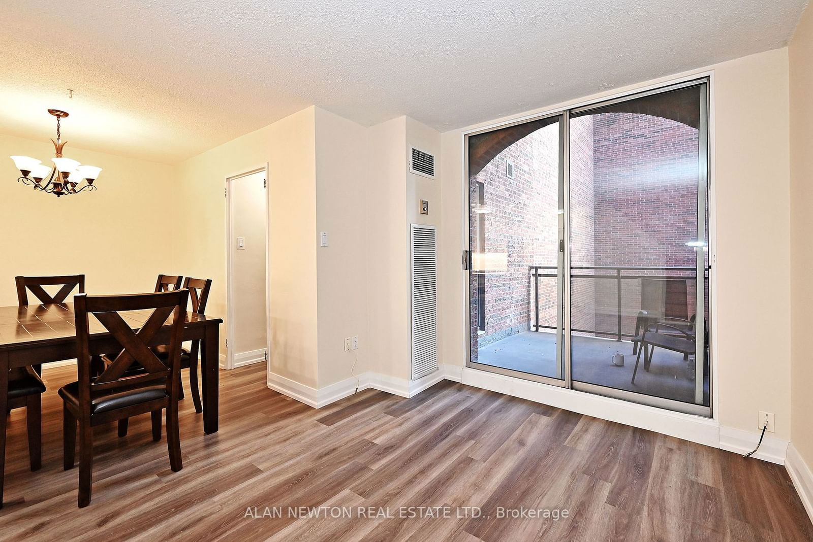 16B Elgin St, unit 235 for rent