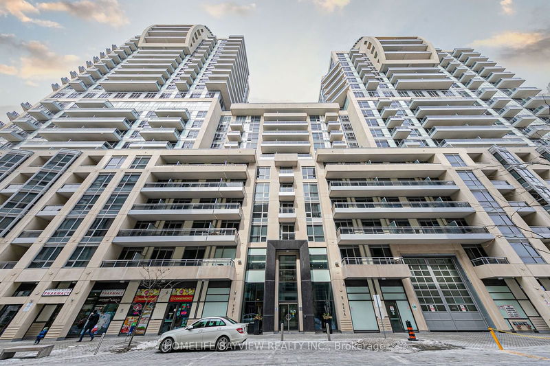 9205 Yonge St, unit 704 for sale