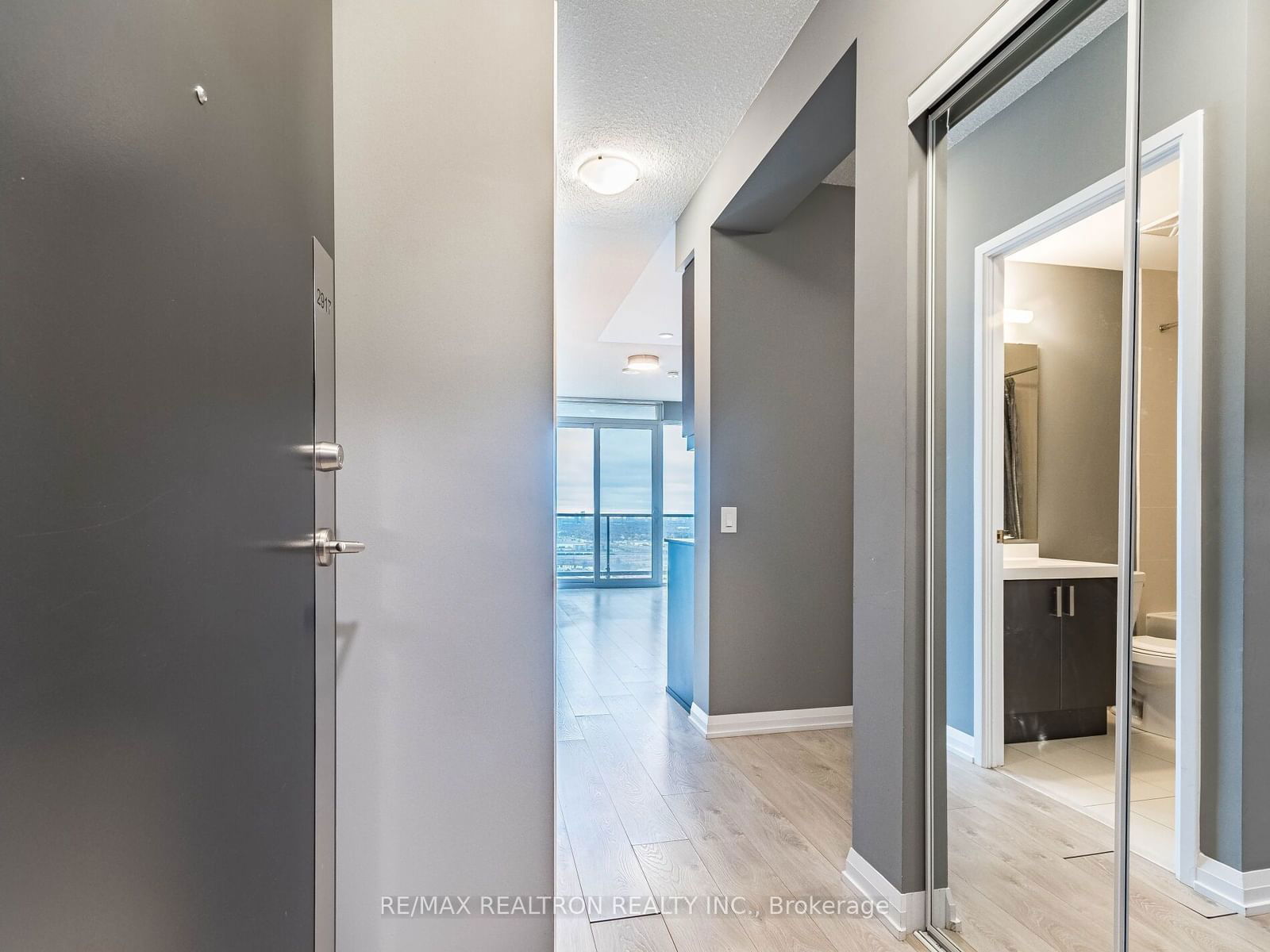 7895 Jane St, unit 2917 for sale