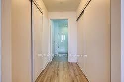 9608 Yonge St, unit 301A for rent