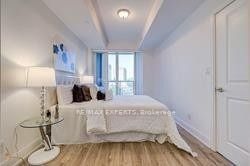 9608 Yonge St, unit 301A for rent